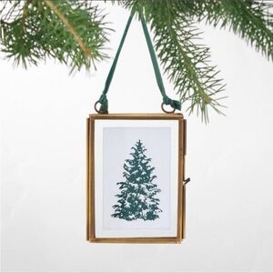 Brass and Glass Portrait Frame
Ornament -Hearth & Hand™ with Magnolia